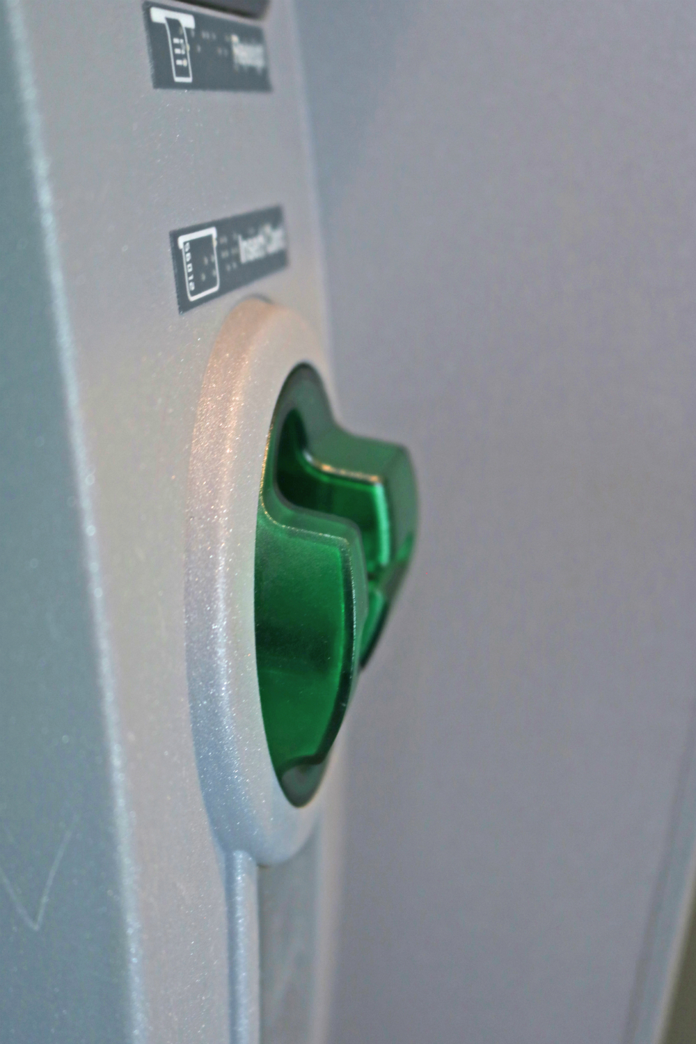 ATM card reader without a skimmer